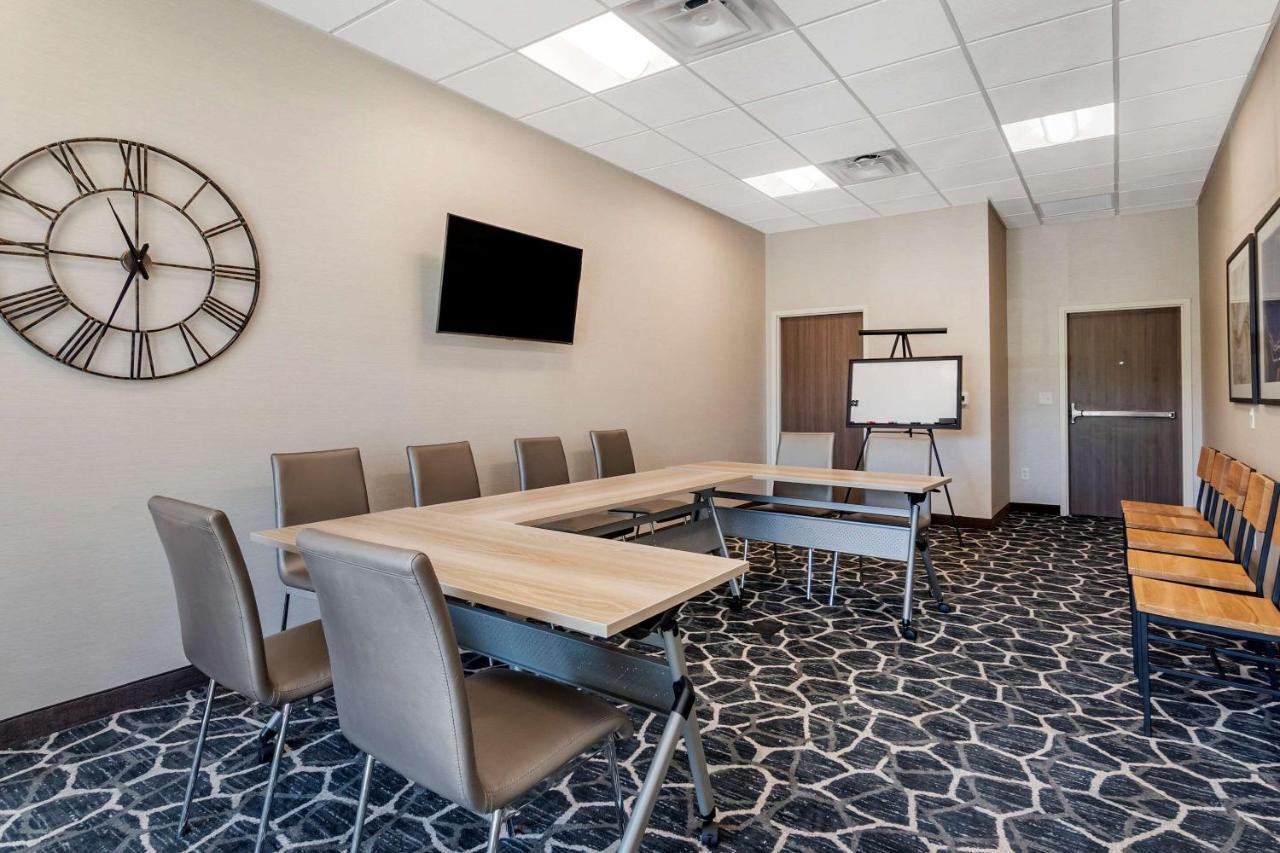 Comfort Suites Grandview - Kansas City Экстерьер фото