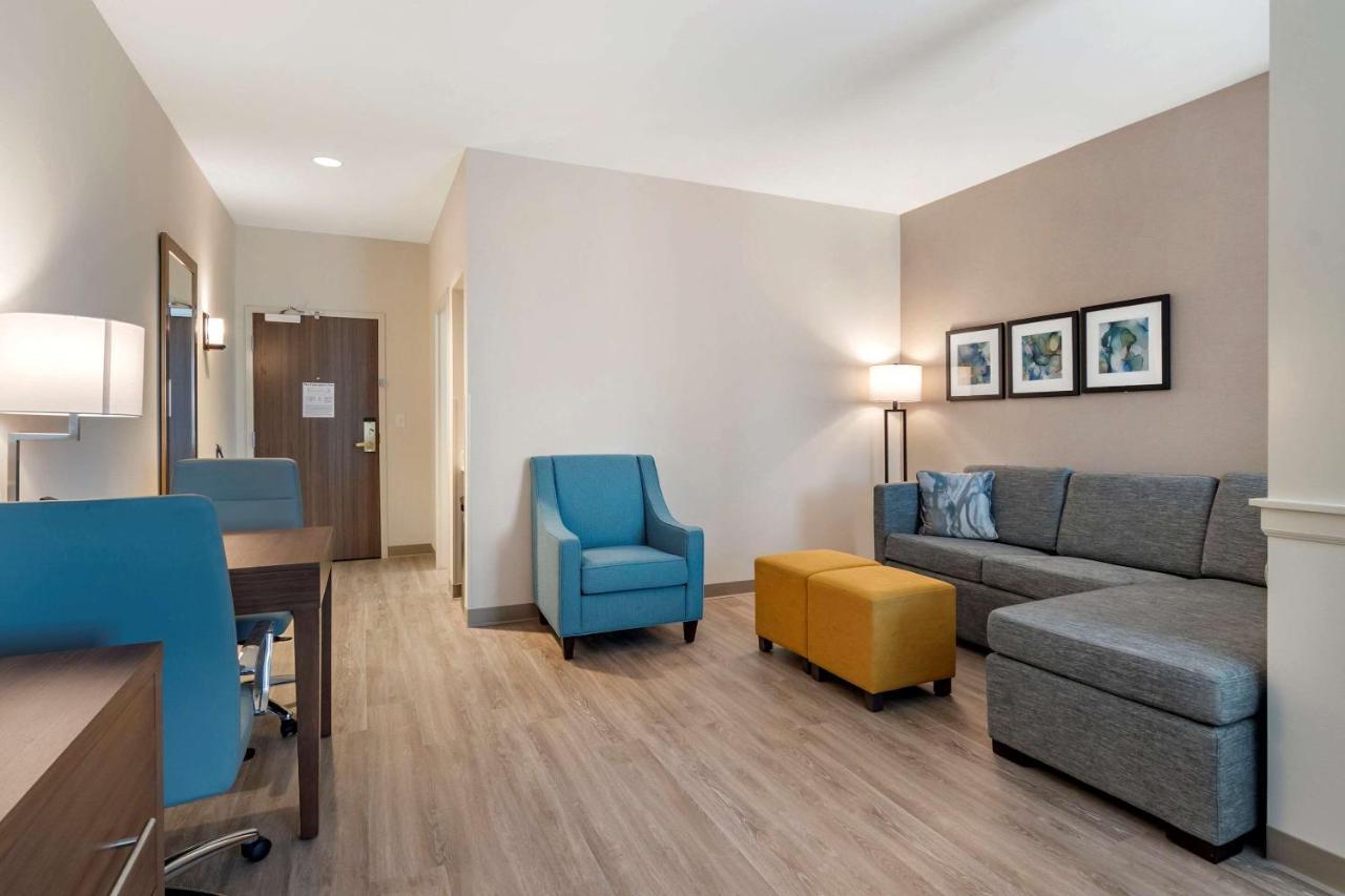 Comfort Suites Grandview - Kansas City Экстерьер фото